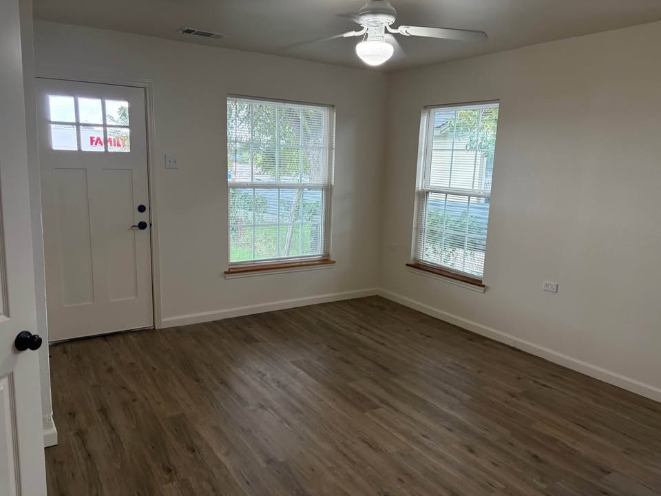 1812 Summer Ave #NA - Photo 4 of 15