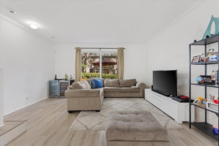 2264 Salerno Circle - Photo 4 of 11