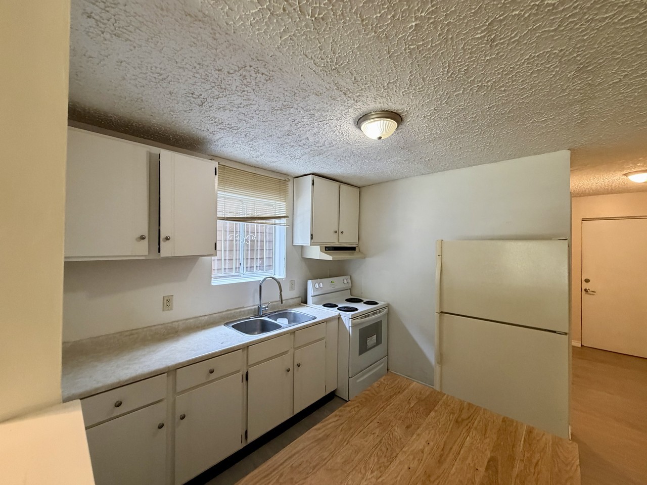 7240 2nd Street - Photo 5 of 7