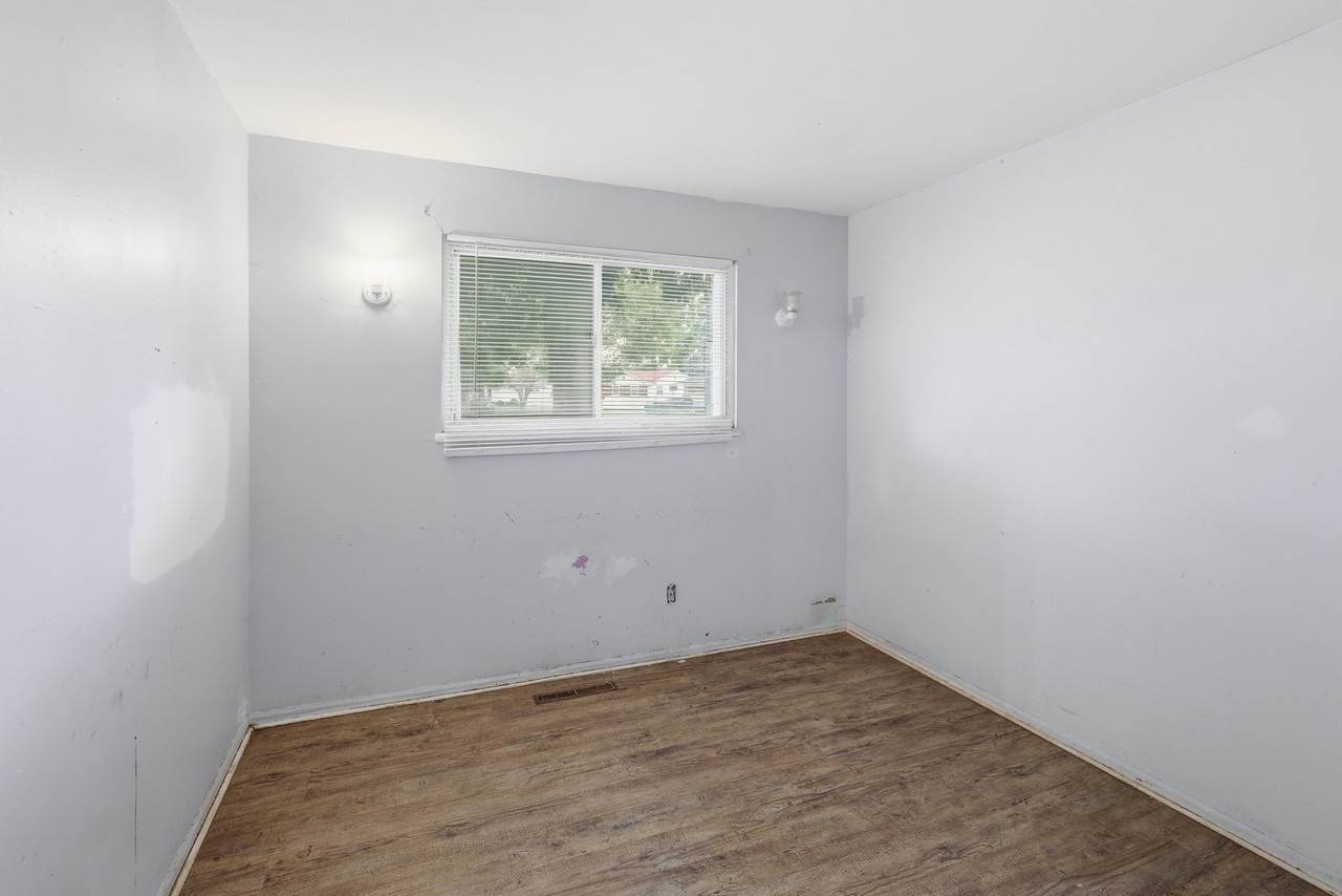 1903 Williamson St #1 - Photo 6 of 10