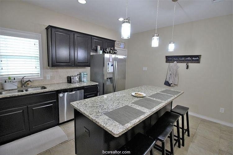 314 Fairway Dr - Photo 6 of 21