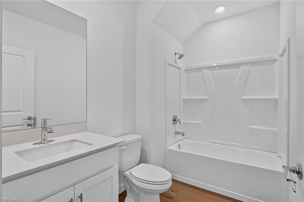 11866 Savanna Lakes Blvd #381 - Photo 6 of 33