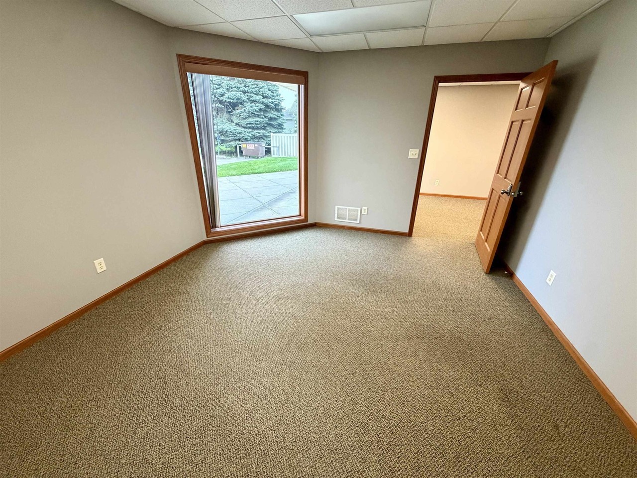 3154 18th Ave - Photo 7 of 14