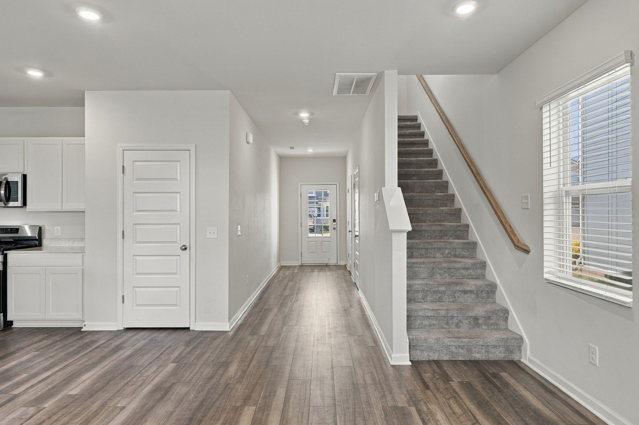3117 Lyman Ridge Rd #1 - Photo 5 of 34