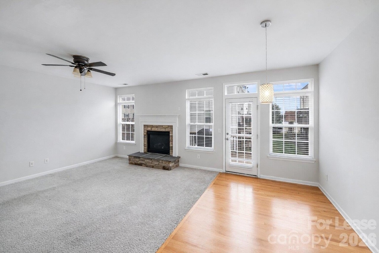 7707 Jackson Pond Dr - Photo 3 of 37