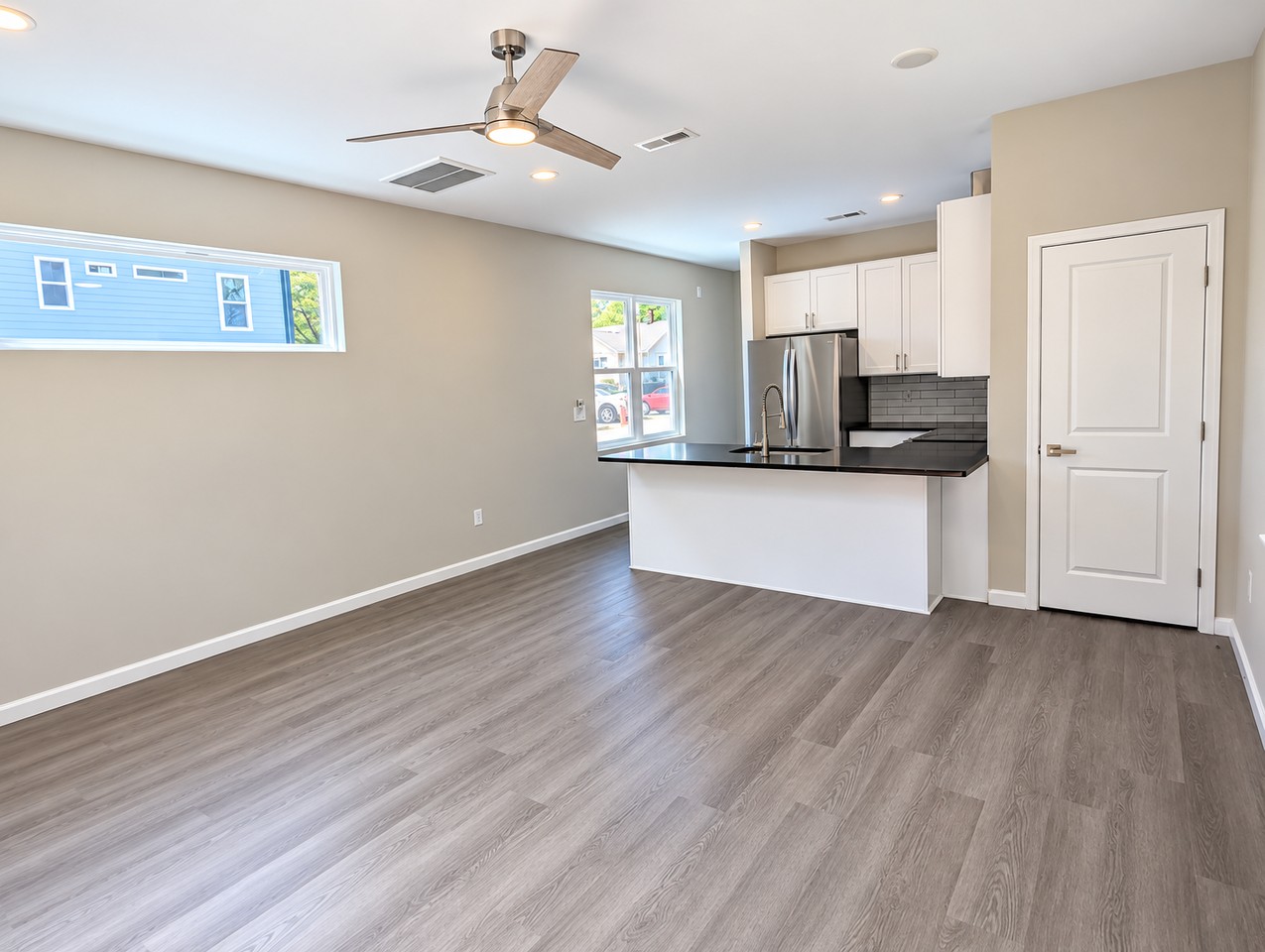 314 Howard St #1 - Photo 5 of 15