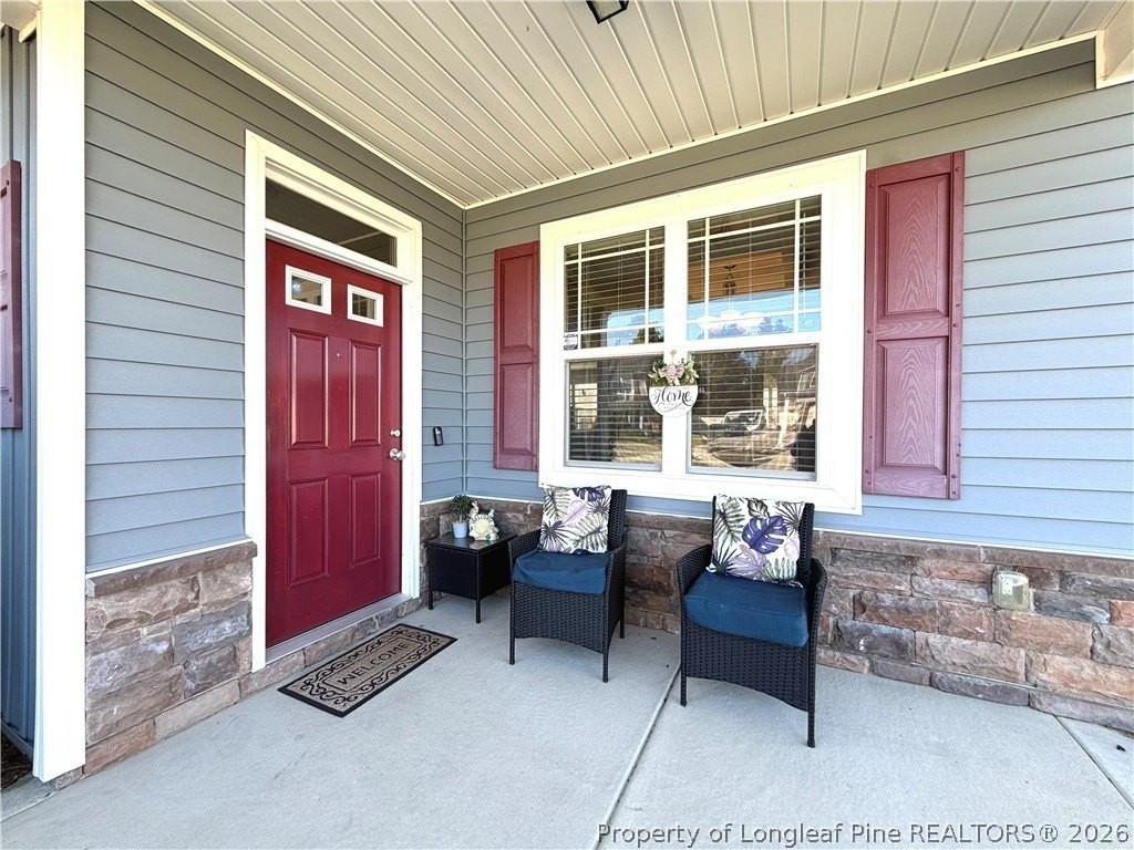 2124 Heathcote Dr - Photo 3 of 34