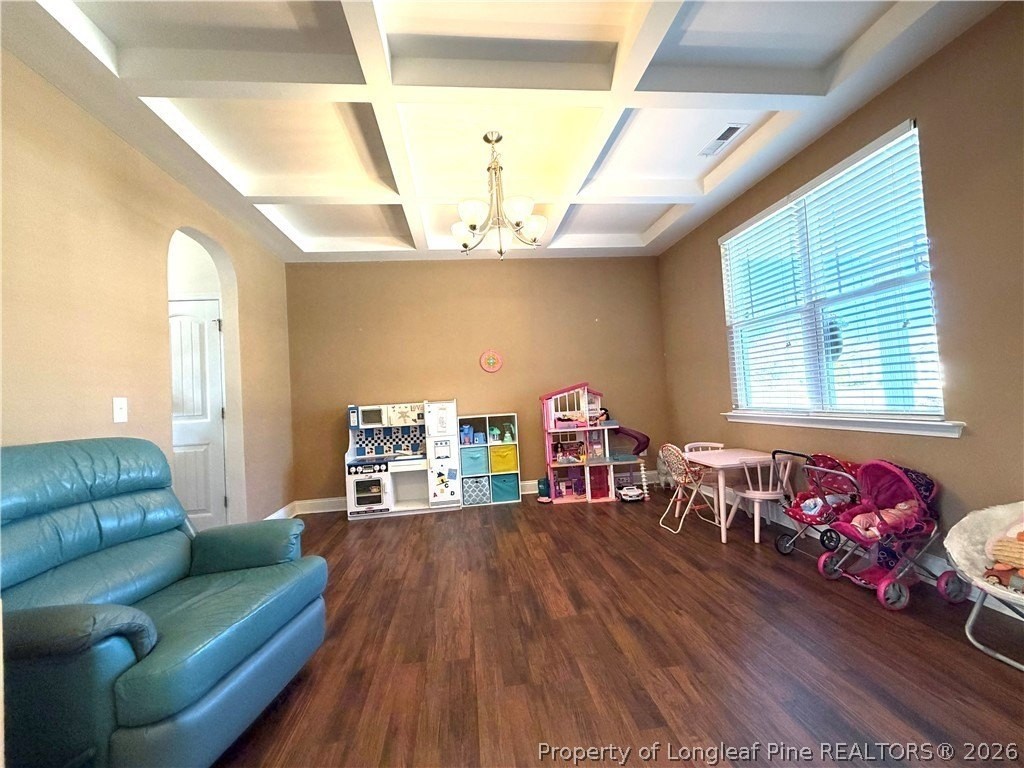 2124 Heathcote Dr - Photo 5 of 34