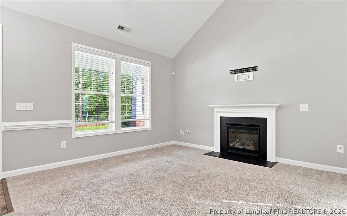 939 Montrose Rd - Photo 5 of 10