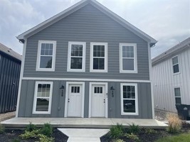 featured image of 140 Sw 8th St #1