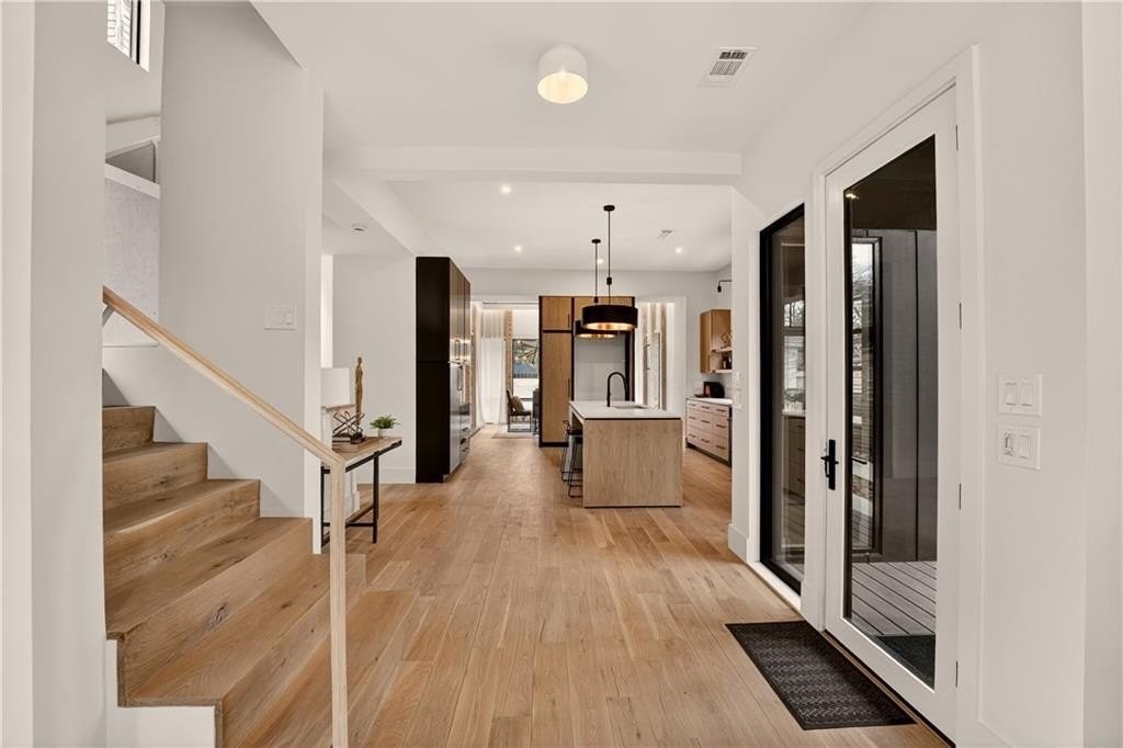 787 Bonaventure Ave Ne #787 - Photo 6 of 35