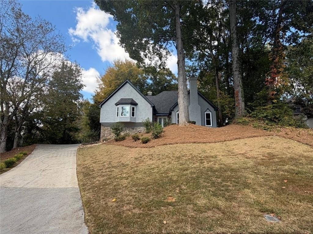 210 Wessex Ct - Photo 2 of 50