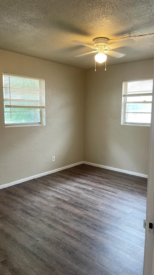 1721 DIXON BLVDUNIT 24 #24 - Photo 5 of 15