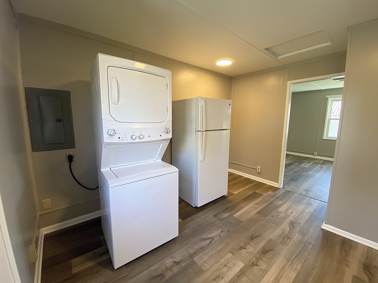 6 Hemlock Cir #6 - Photo 4 of 18