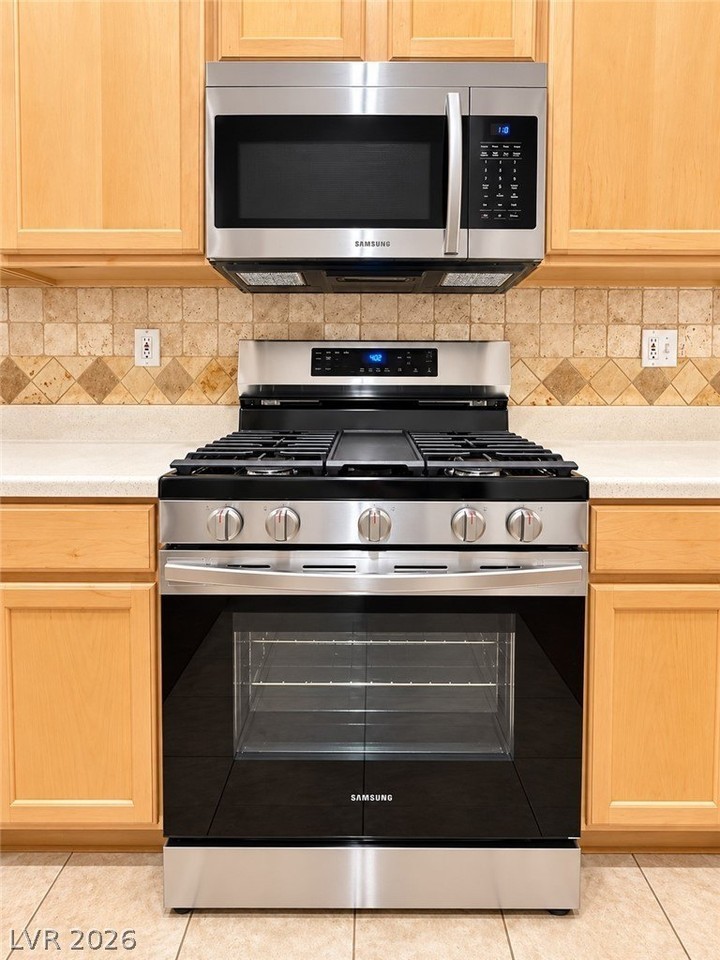 2152 Jade Creek St #203 - Photo 4 of 20