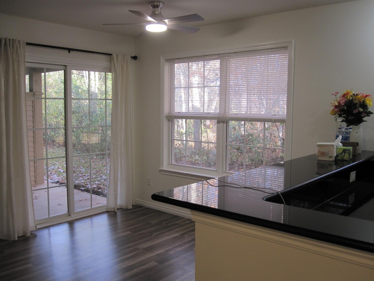 3055 Barclay Way - Photo 6 of 24