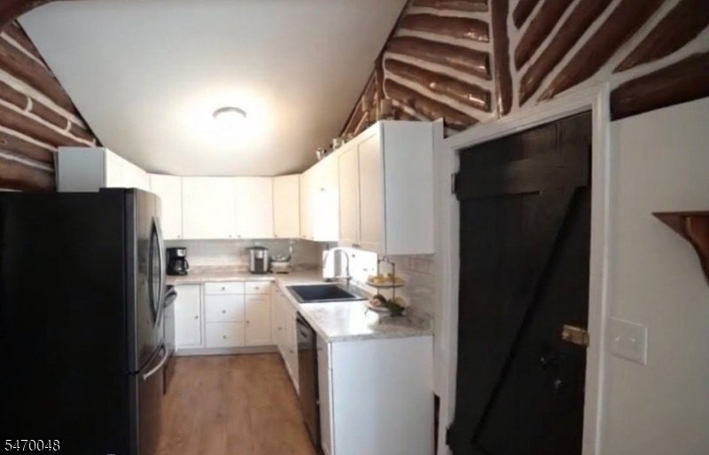 20 Hemlock Ln - Photo 5 of 15