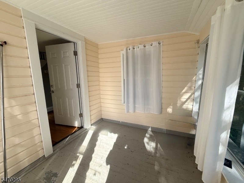 443 Mount Kemble Ave - Photo 2 of 13