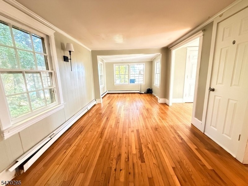 443 Mount Kemble Ave - Photo 7 of 13