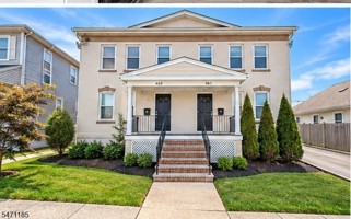 featured image of 459 2nd Ave