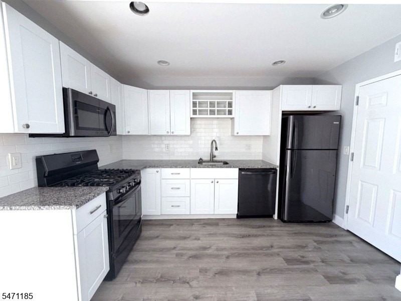 459 2nd Ave - Photo 2 of 7