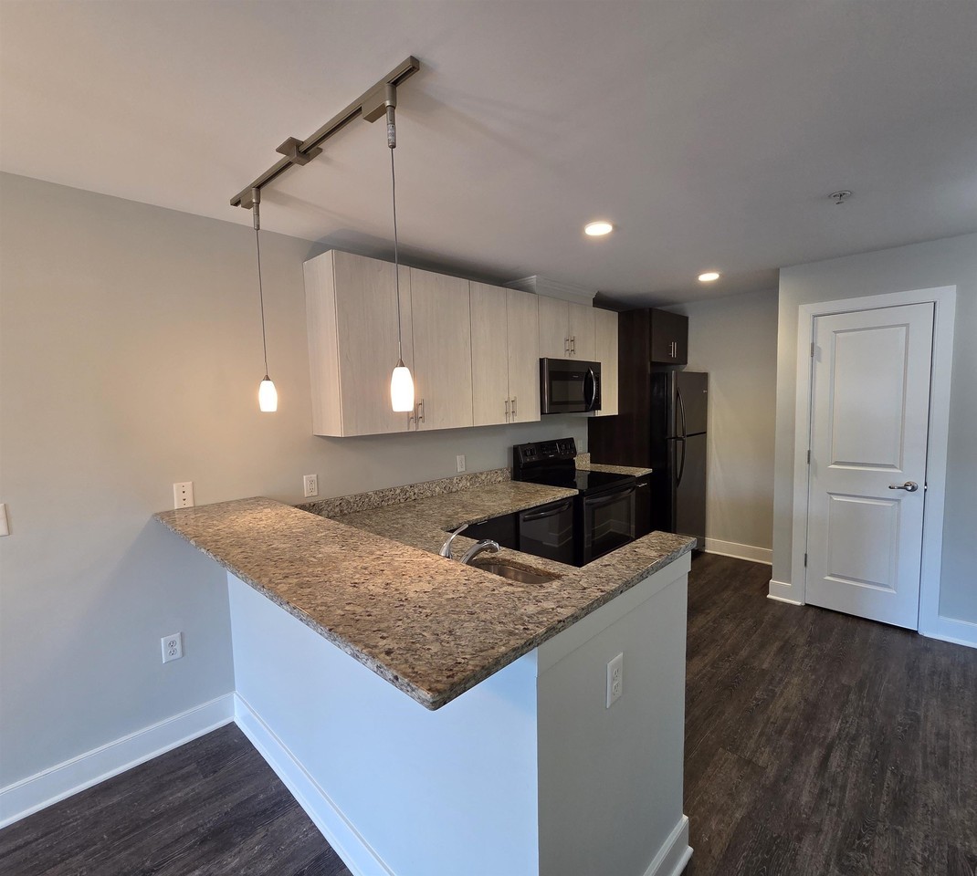 235 Ridge Rd #2F - Photo 4 of 14