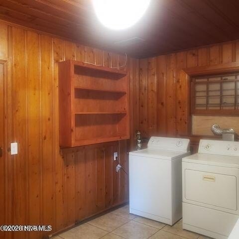 1905 E 3rd St - Photo 5 of 7