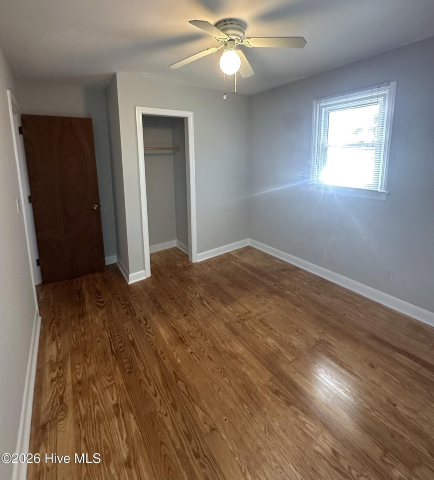 29 Covil Ave - Photo 7 of 13