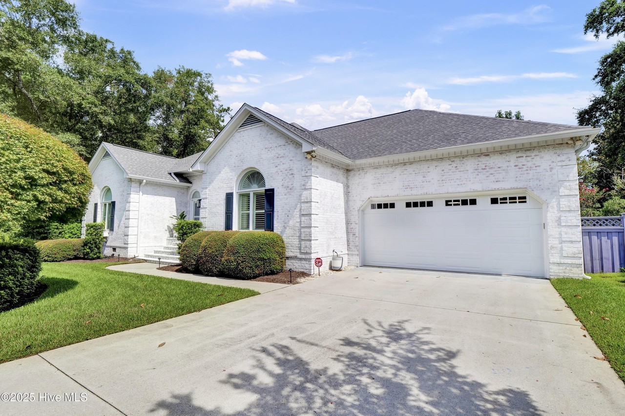 6401 Guy Ct - Photo 3 of 50