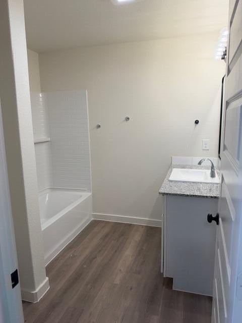 607 E 16th St - Photo 7 of 15