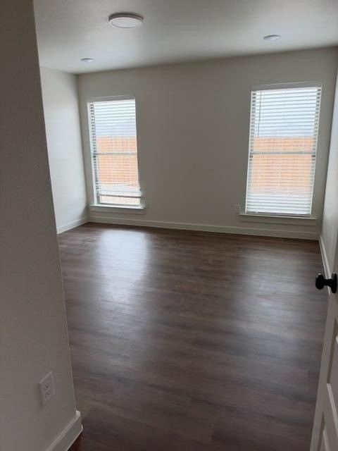 609 E 16th St - Photo 5 of 13