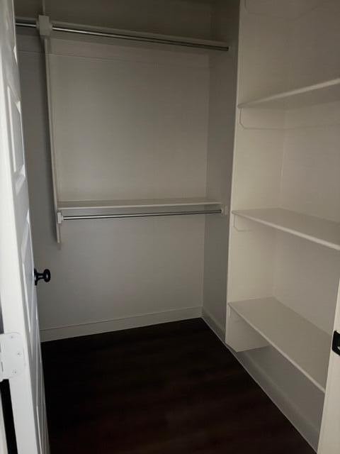 609 E 16th St - Photo 7 of 13