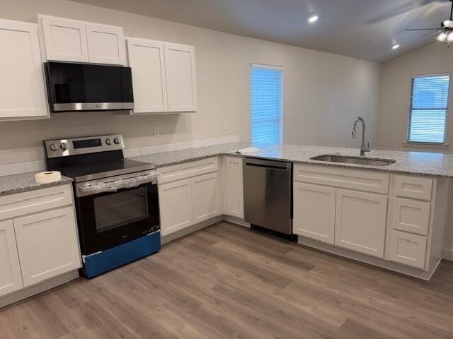 608 E 16th St - Photo 5 of 16