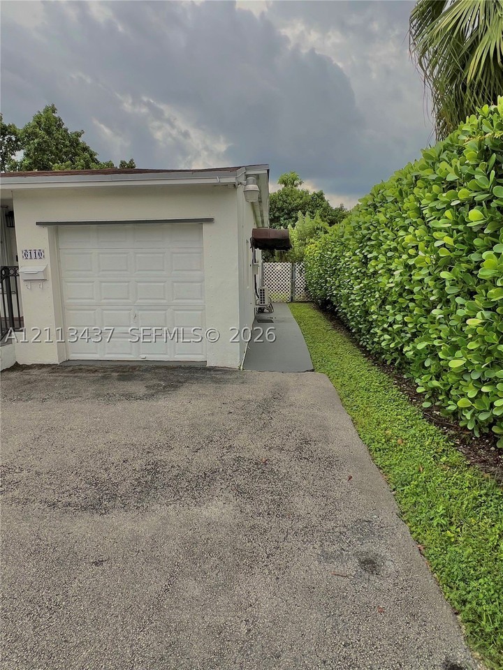 6110 Coral Way - Photo 2 of 19