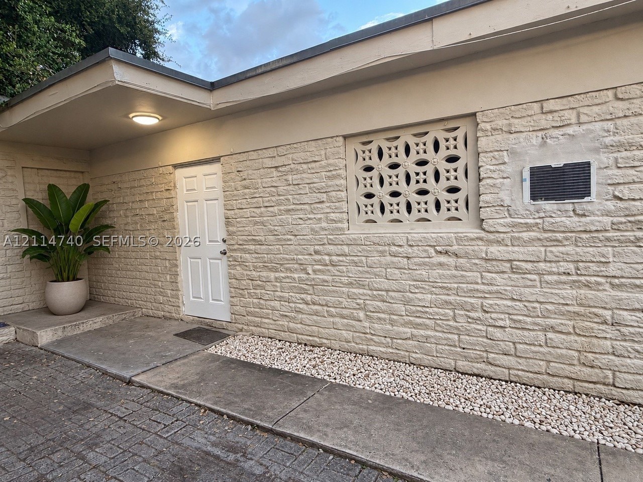 225 Nw 59th St #A - Photo 3 of 15