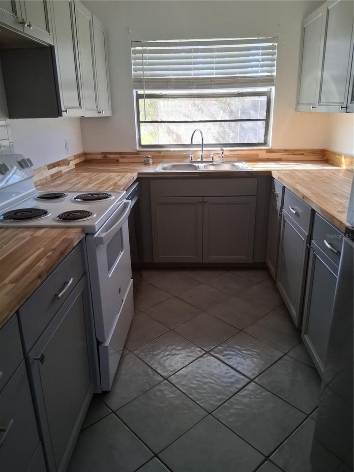 3535 E Fort King St #160 - Photo 7 of 29