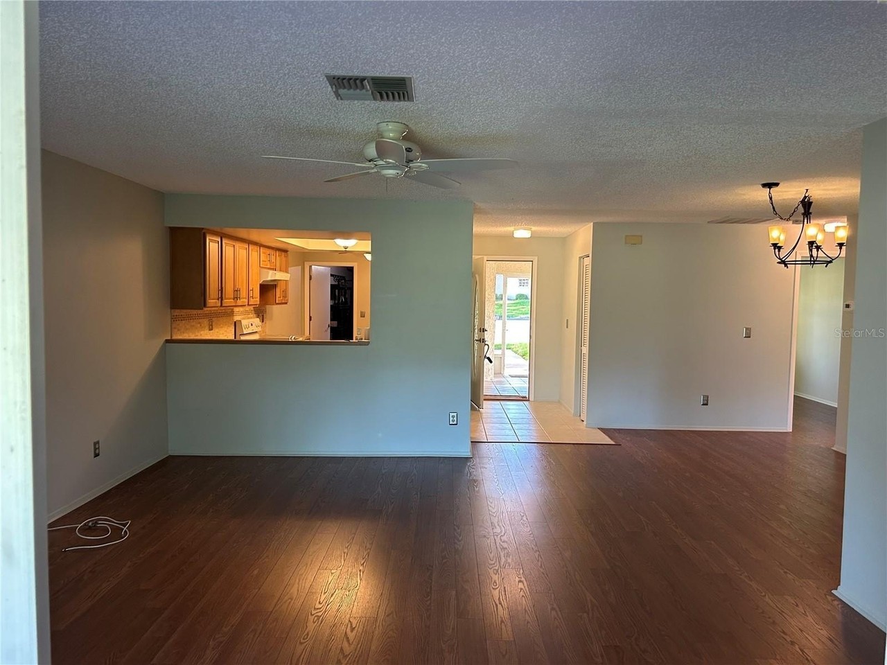 1130 Rustlewood Ct - Photo 5 of 29