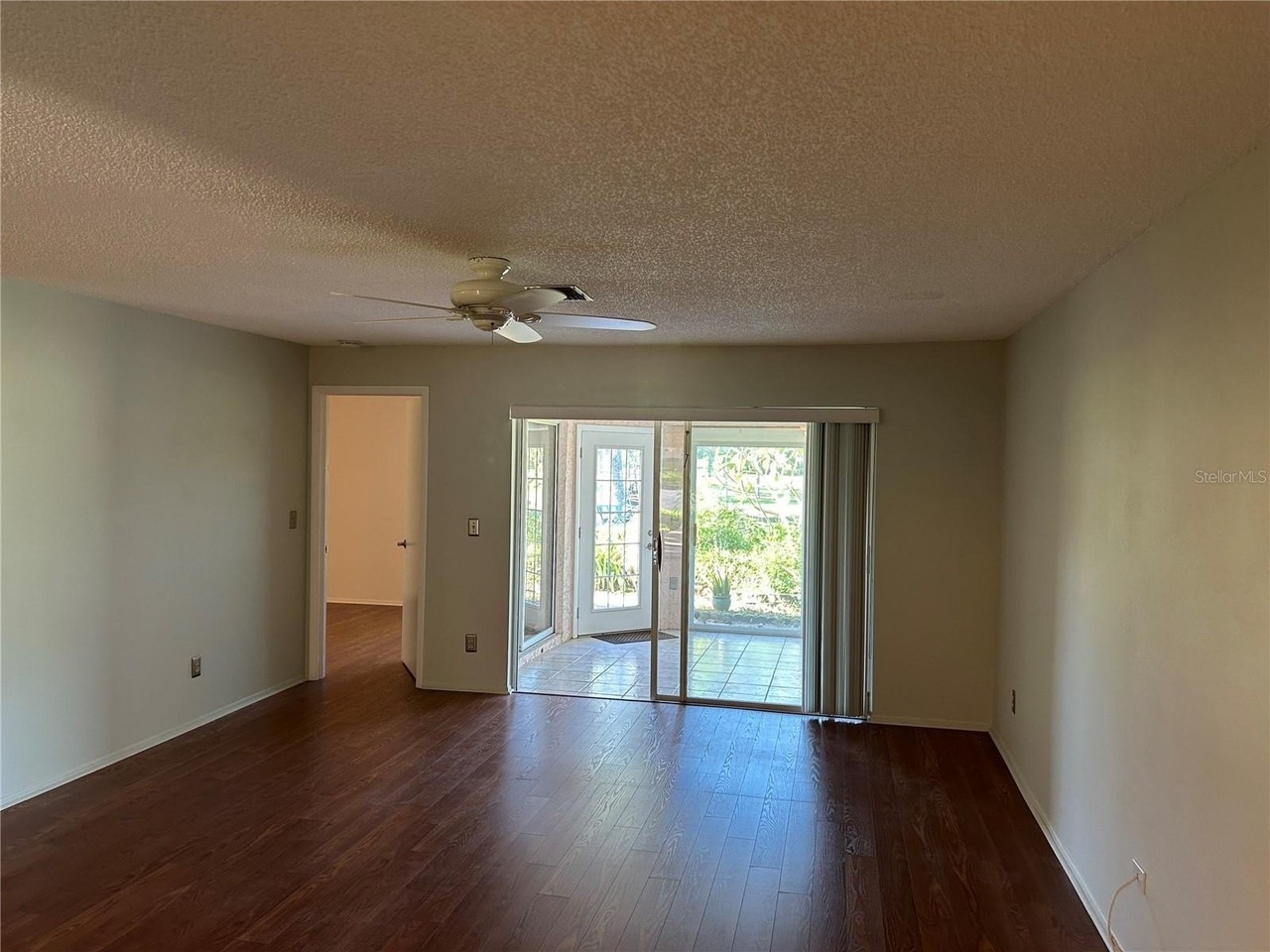 1130 Rustlewood Ct - Photo 7 of 29