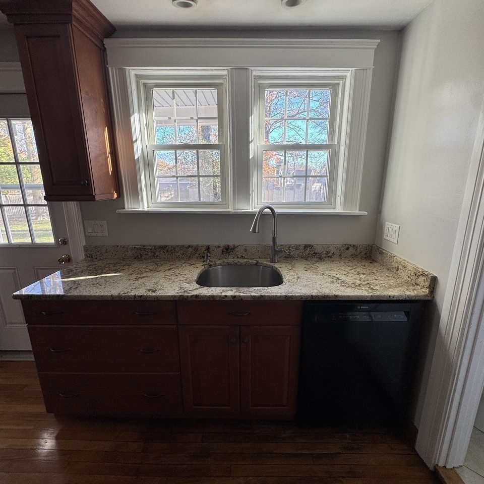 28 Sterling Rd #A - Photo 5 of 37