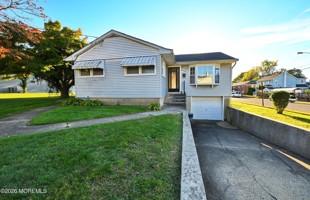 featured image of 134 Grand Ave