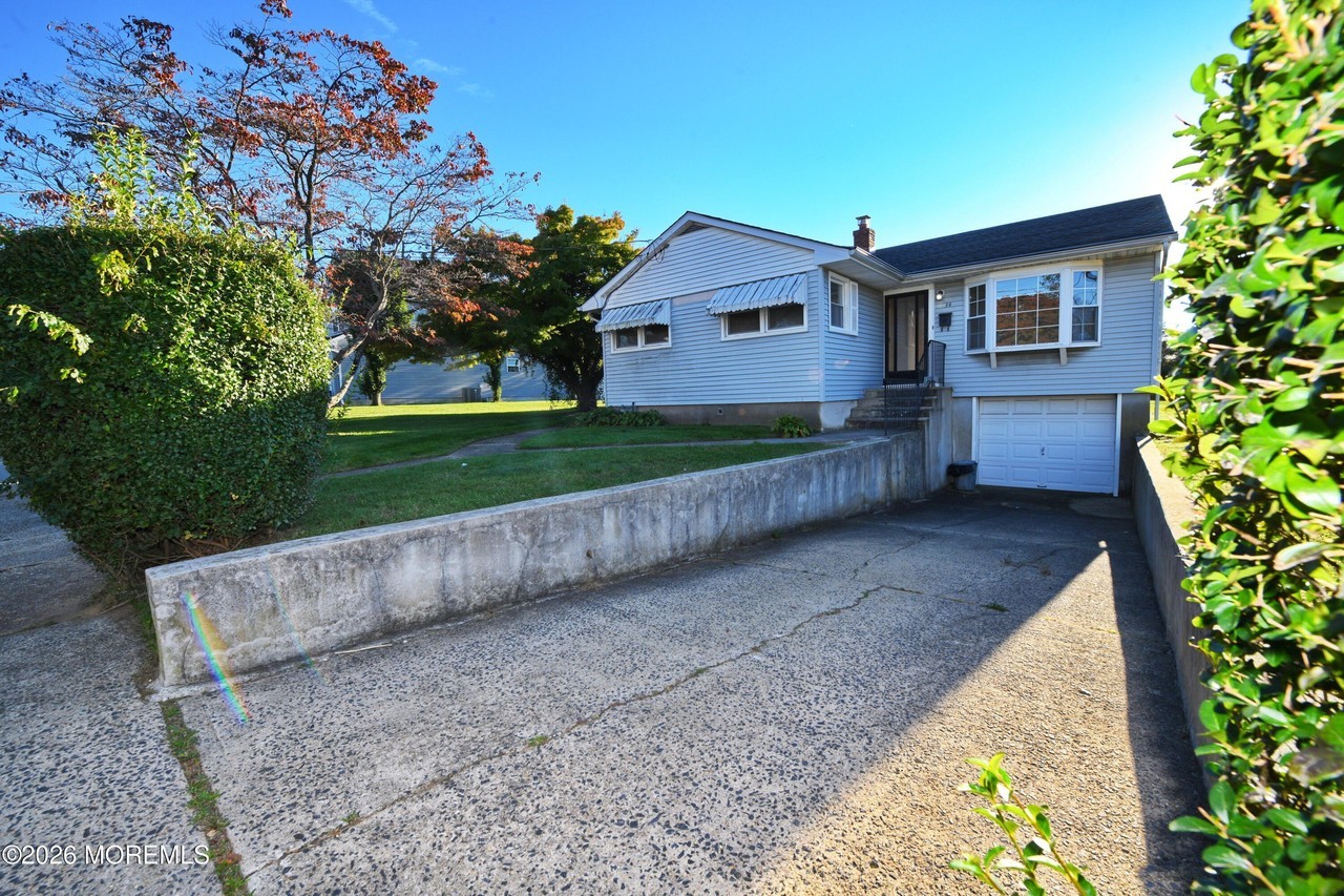 134 Grand Ave - Photo 2 of 13