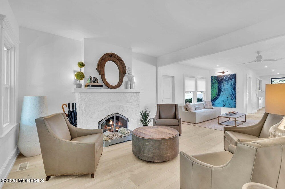 606 2nd Ave - Photo 5 of 36