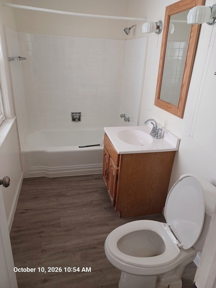 8923 S Justine St - Photo 2 of 7