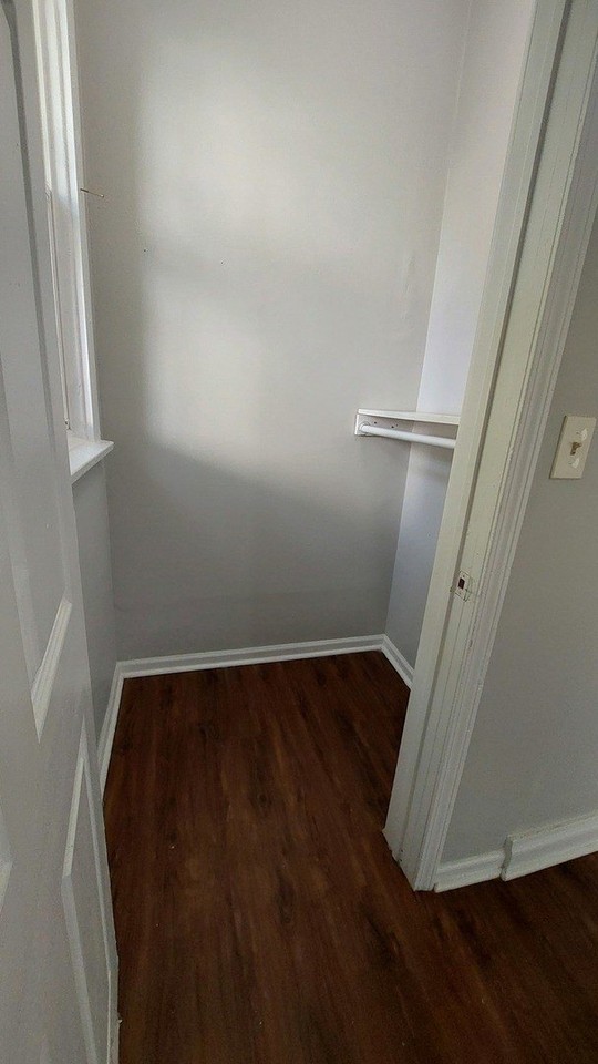 5243 S Hoyne Ave #1R - Photo 4 of 9