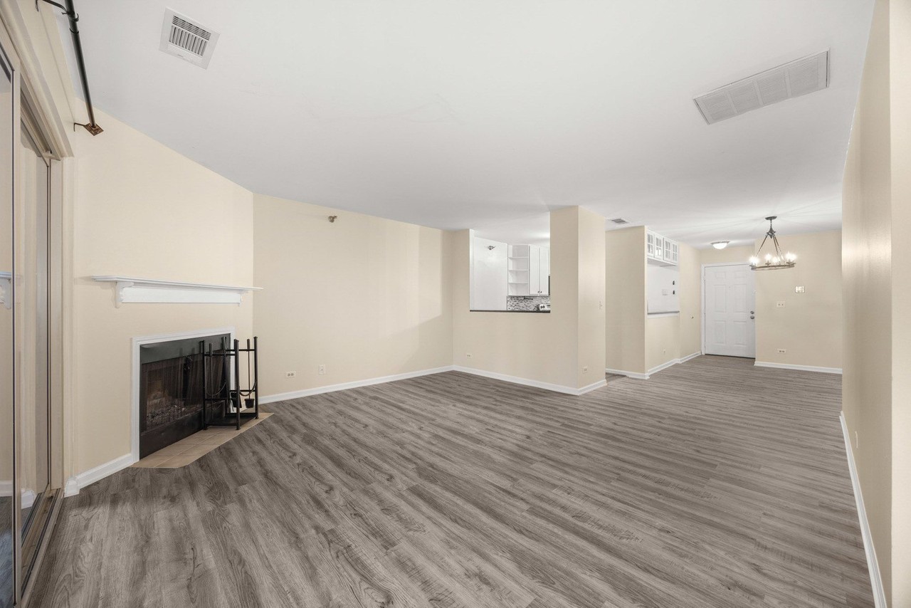 214 Glengarry Dr #201 - Photo 7 of 18