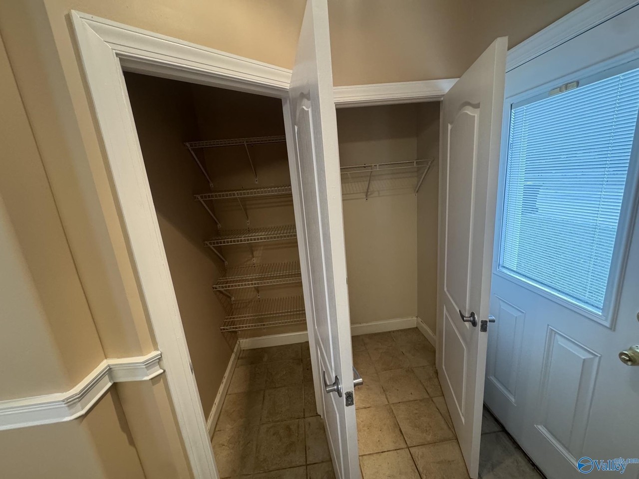 10443 Wall Triana Hwy #A - Photo 5 of 31