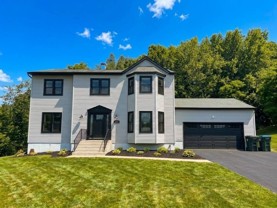 44 Clinton Dr - Photo 1 of 1