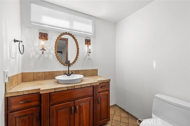 6232 Hesperia Ave - Photo 7 of 8