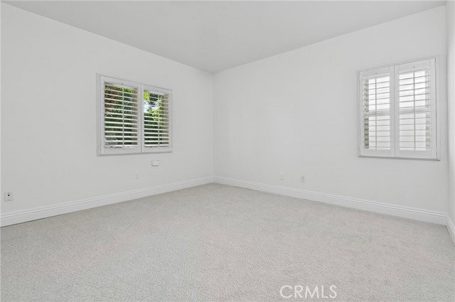 4323 Agnes Ave - Photo 2 of 8