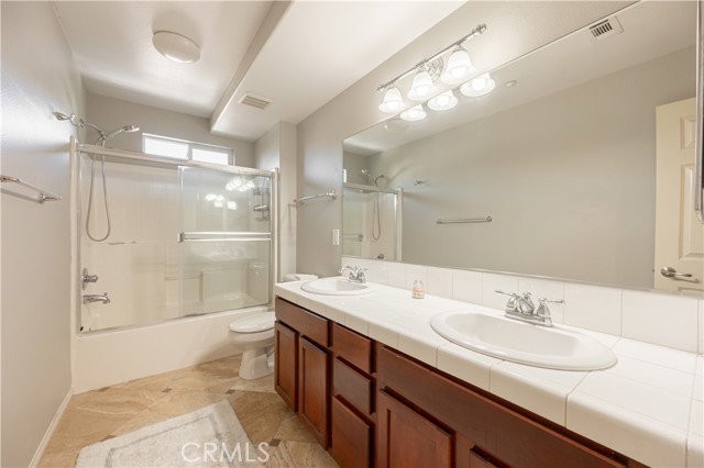 9146 Noble Ave #107 - Photo 4 of 8